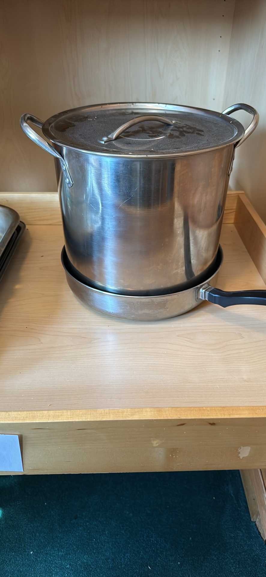 Cookware, Bakeware, and Glass Mixing Bowls - image 3 of 4