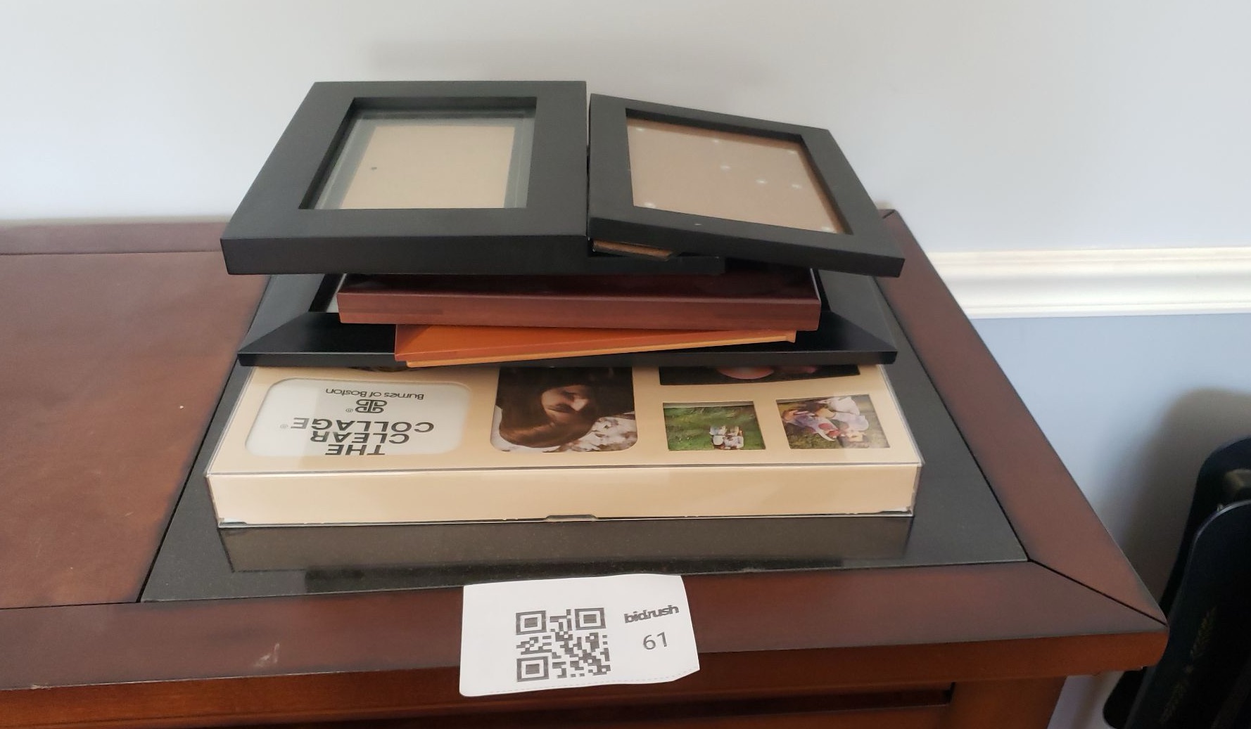 Assorted photo frames - image 3 of 3