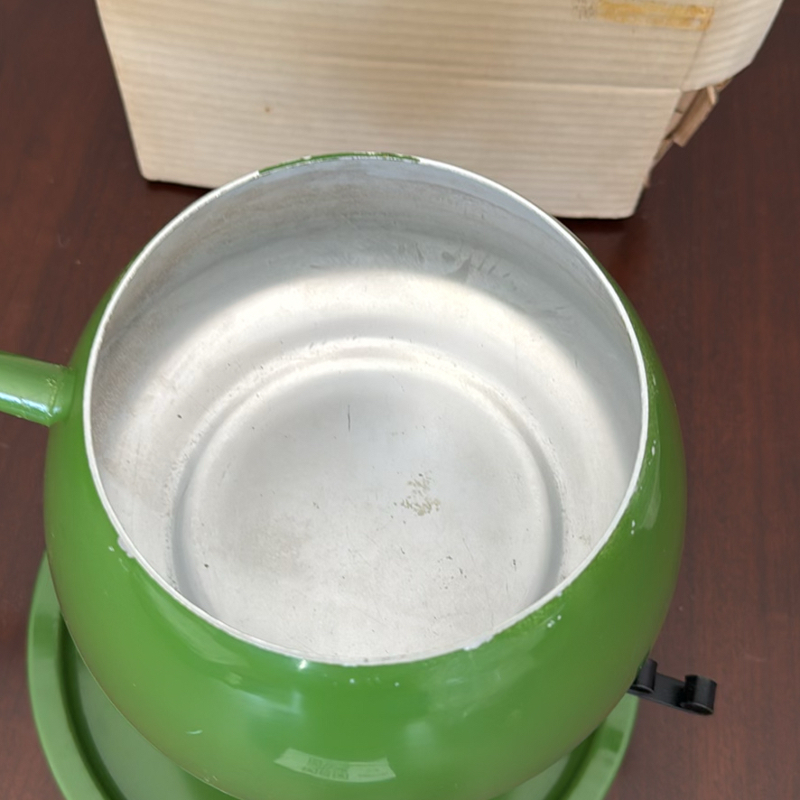 Green Fondue Pot Set with Stand and Burner - image 4 of 4