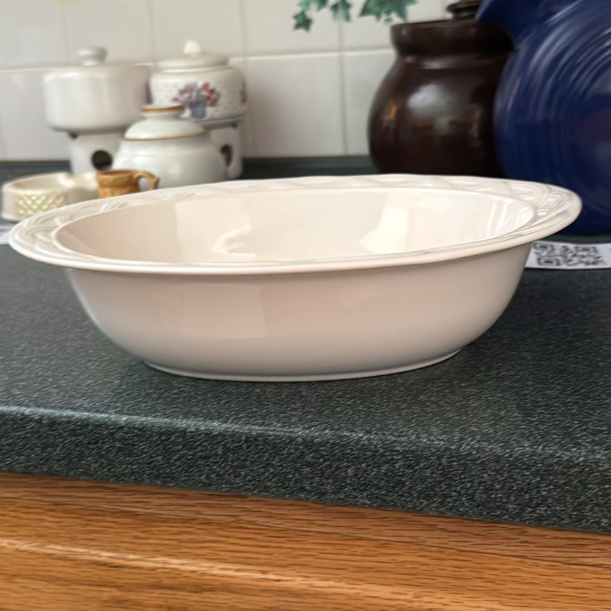 Ceramic Bowl Set - image 9 of 10