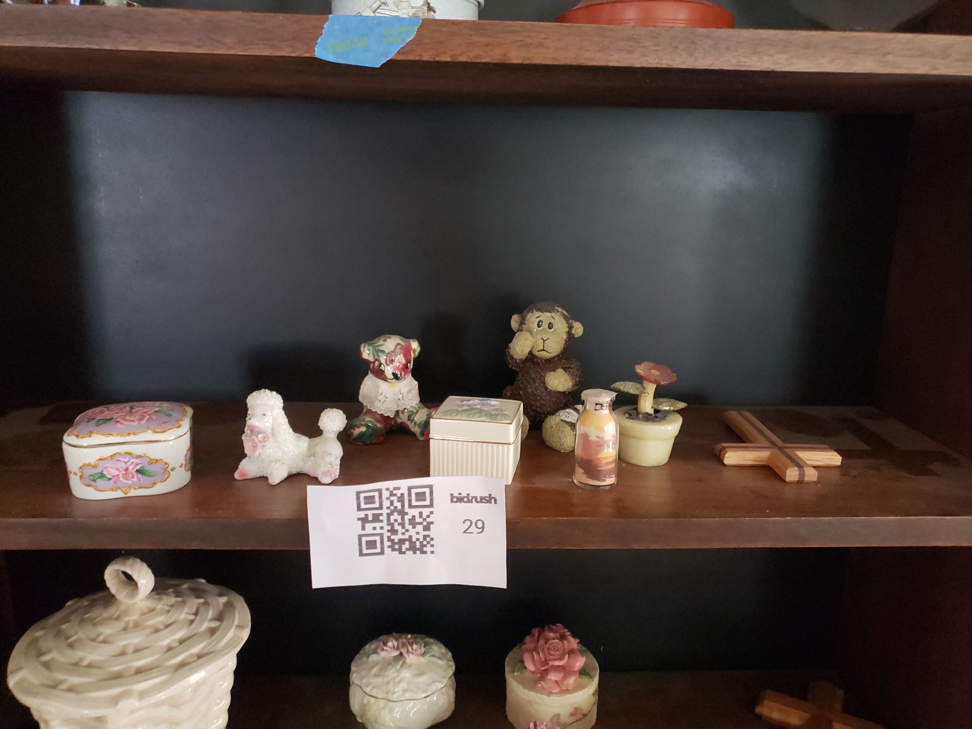 Assorted Decorative Figurines and Trinket Boxes - image 1 of 3