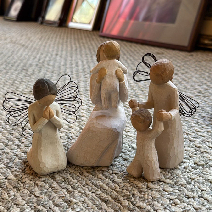 Assorted Christmas Holiday Decor Items - image 2 of 13