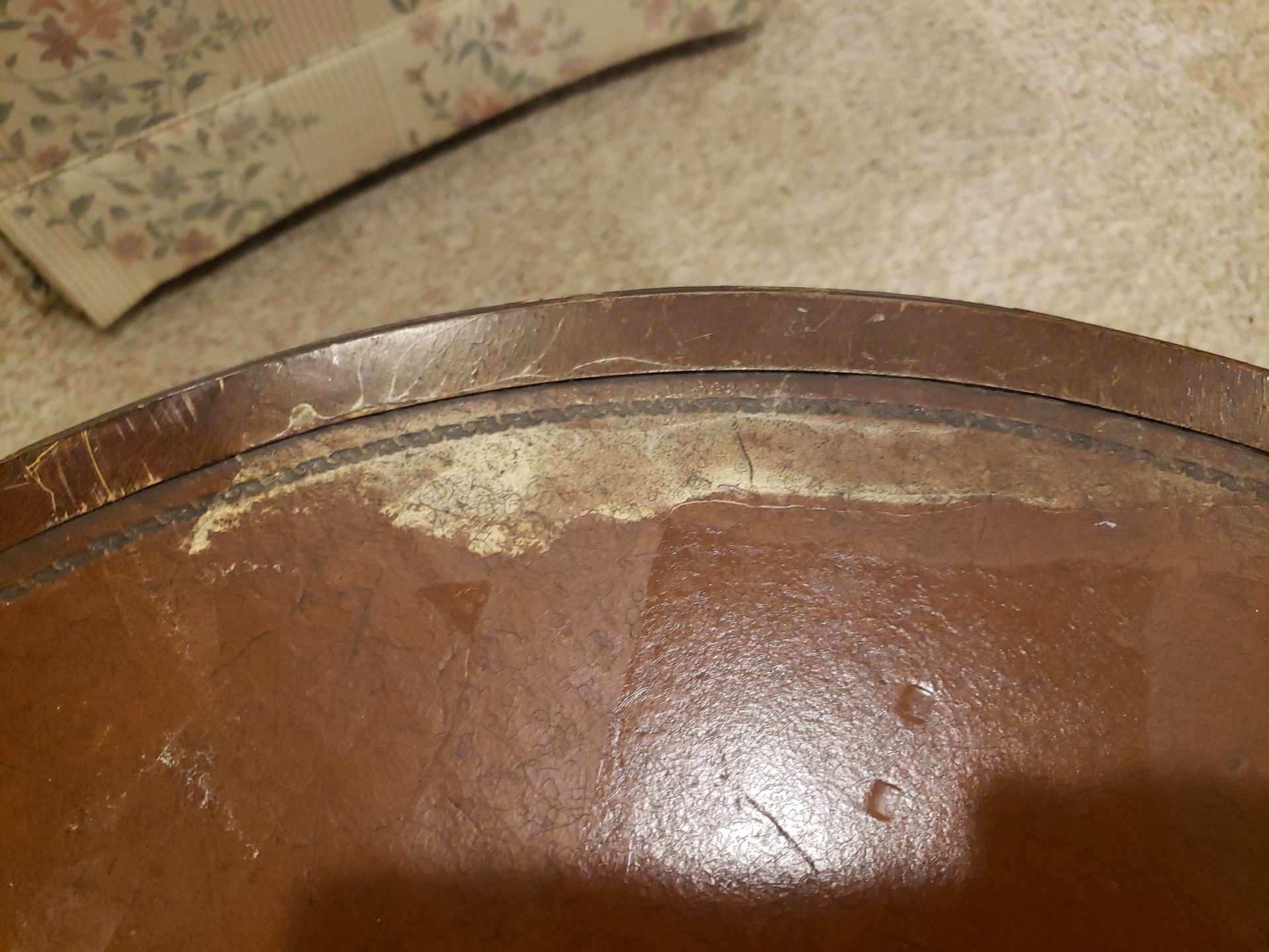 Round Pedestal Side Table - image 3 of 6