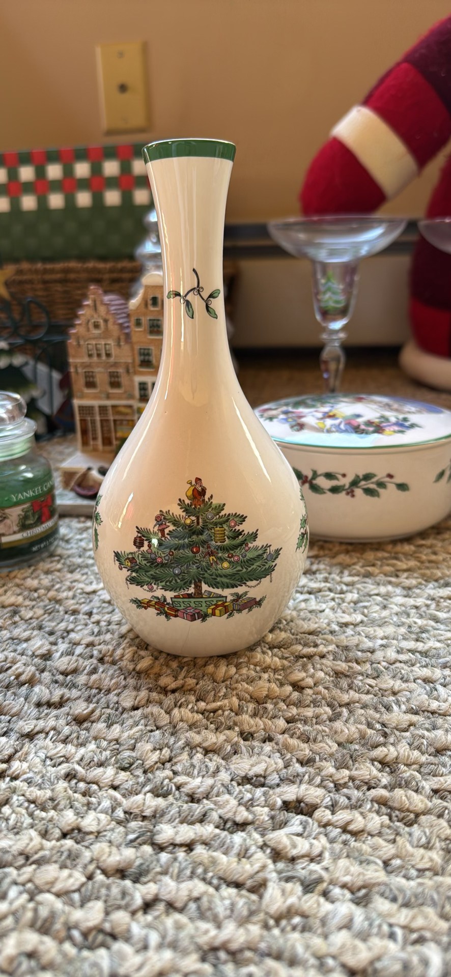Assorted Christmas Holiday Decor Items - image 5 of 13