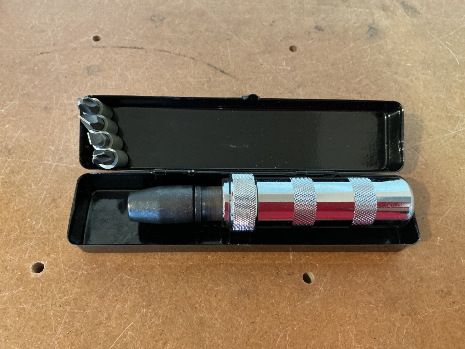 Snap-on Torque Wrench and 10-Piece Torque Bit Socket Set - image 4 of 5