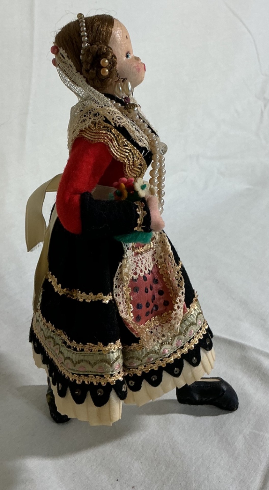 Group of six fabric dolls in traditional folk costumes - image 9 of 13