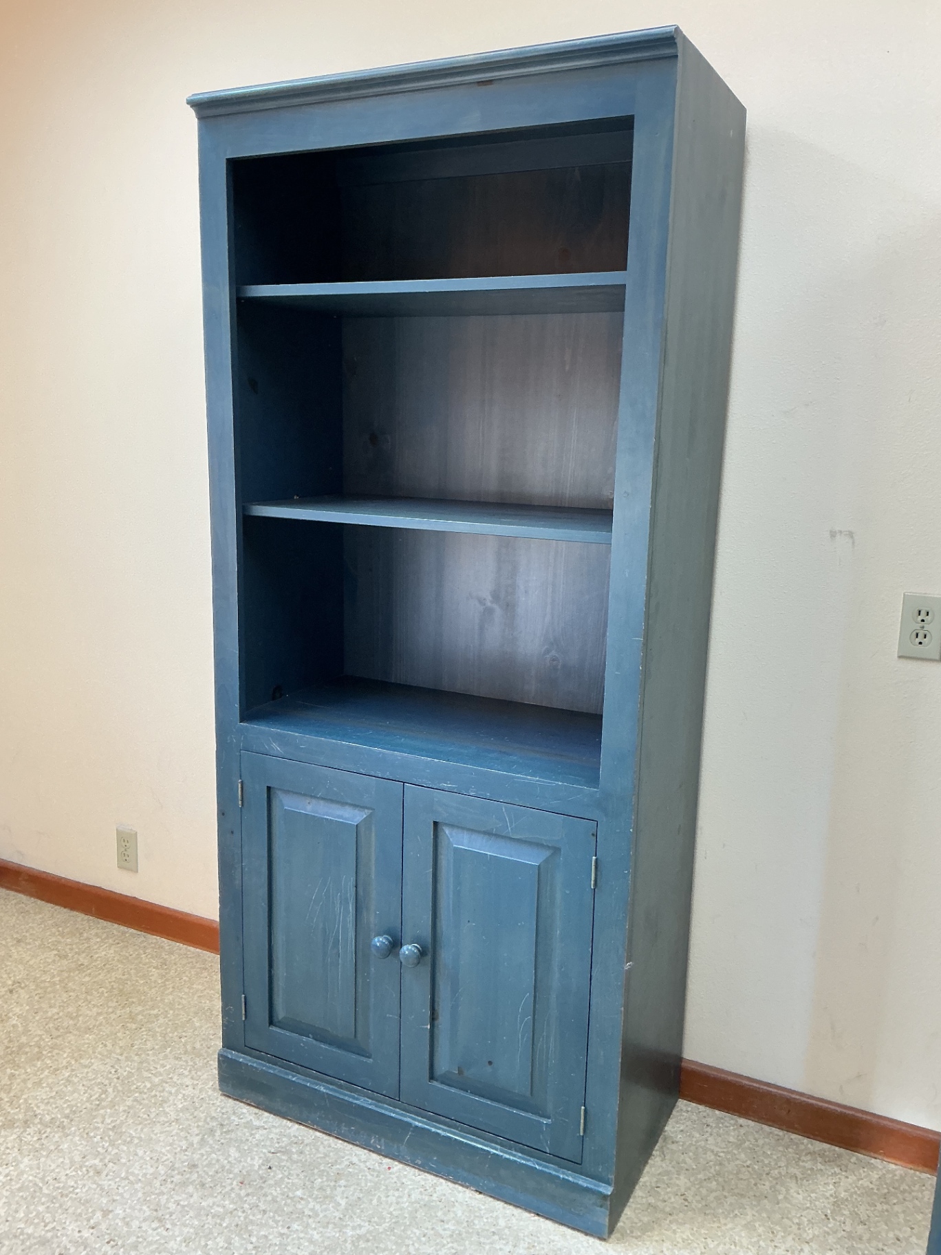 Blue cabinet with open shelving and lower cupboard - image 3 of 4