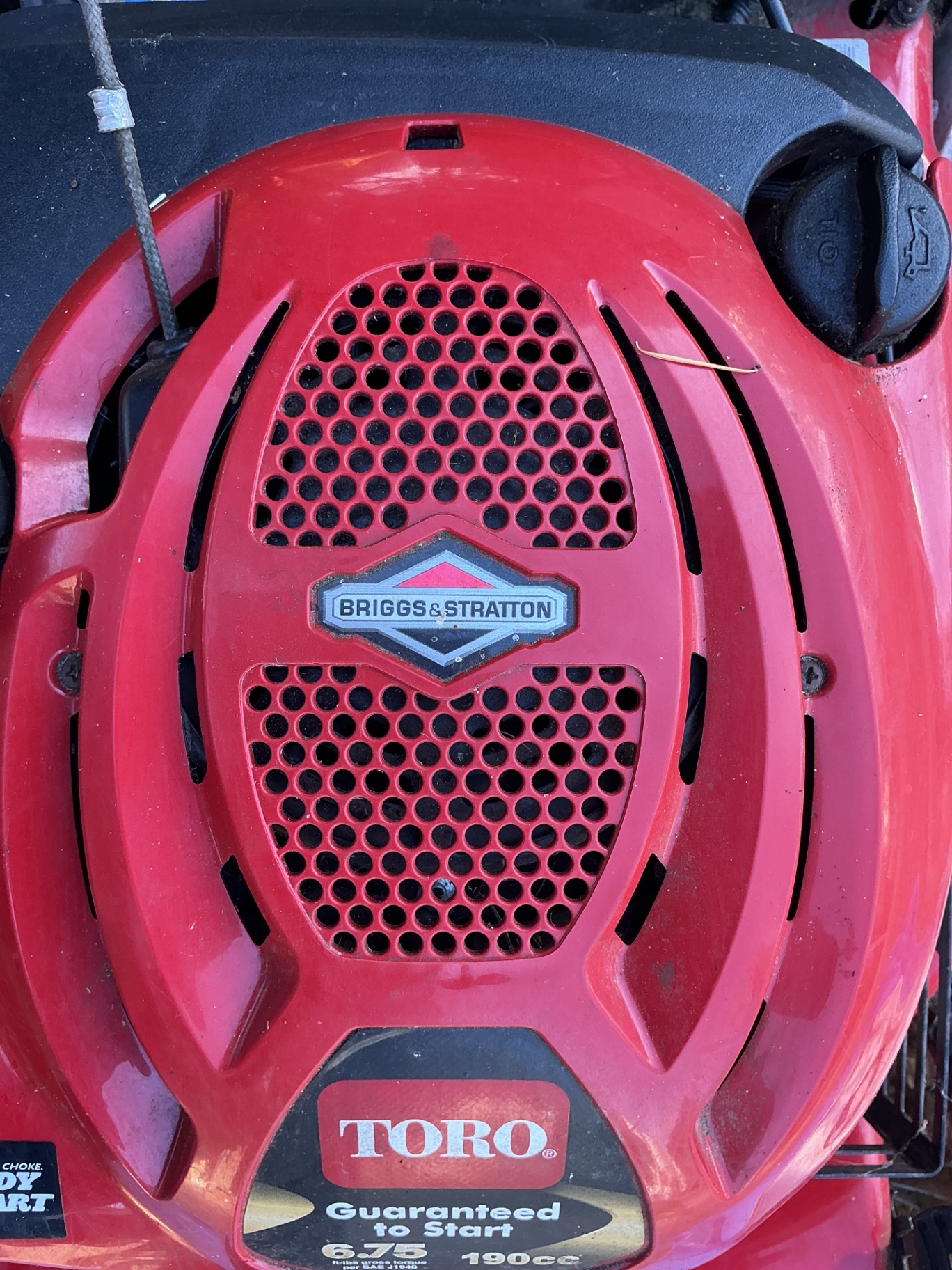 Toro Recycler 22-inch gas lawn mower with Briggs & Stratton engine - image 4 of 7