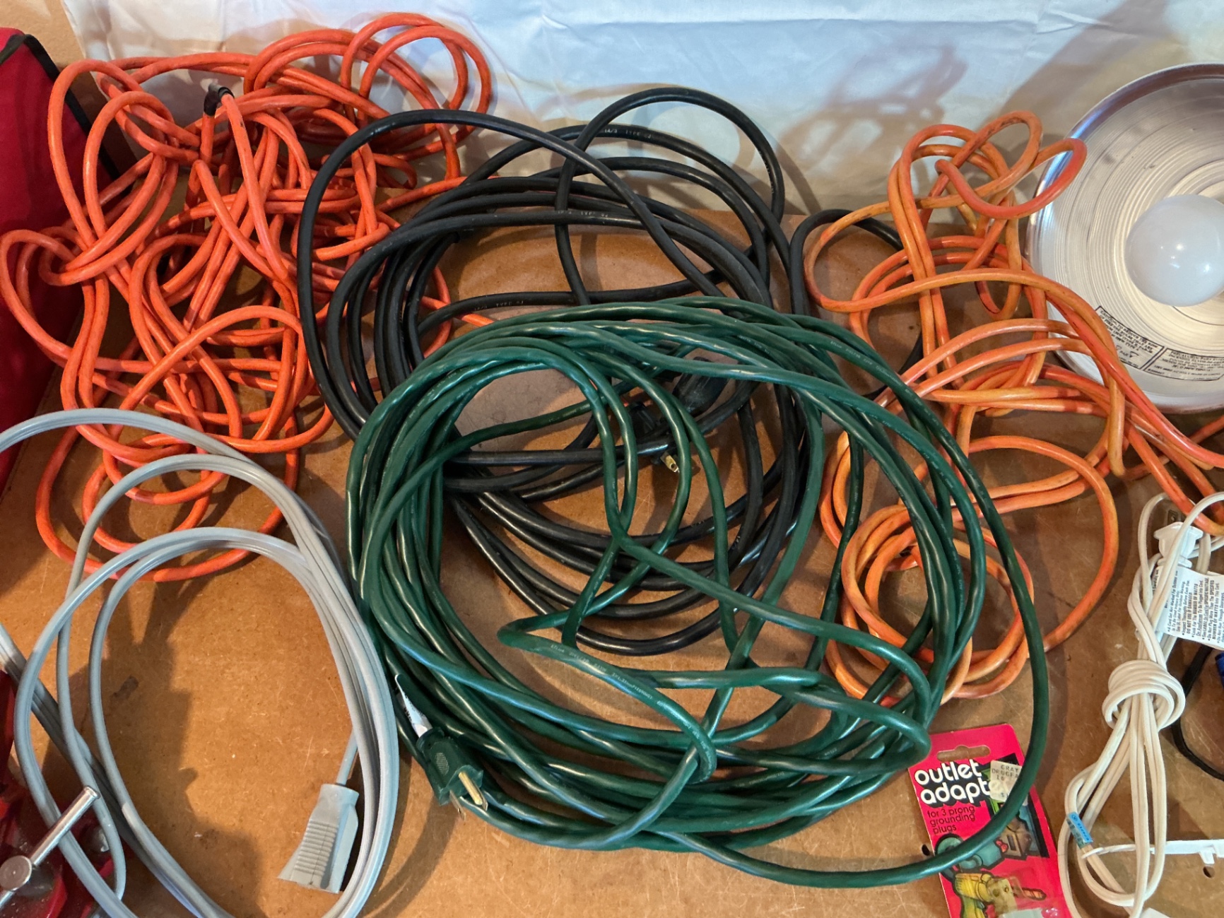 Extension cords, lighting gear, flashlights  - image 2 of 5