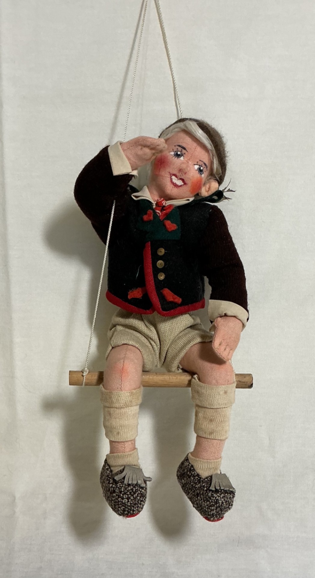 Group of six fabric dolls in traditional folk costumes - image 7 of 13