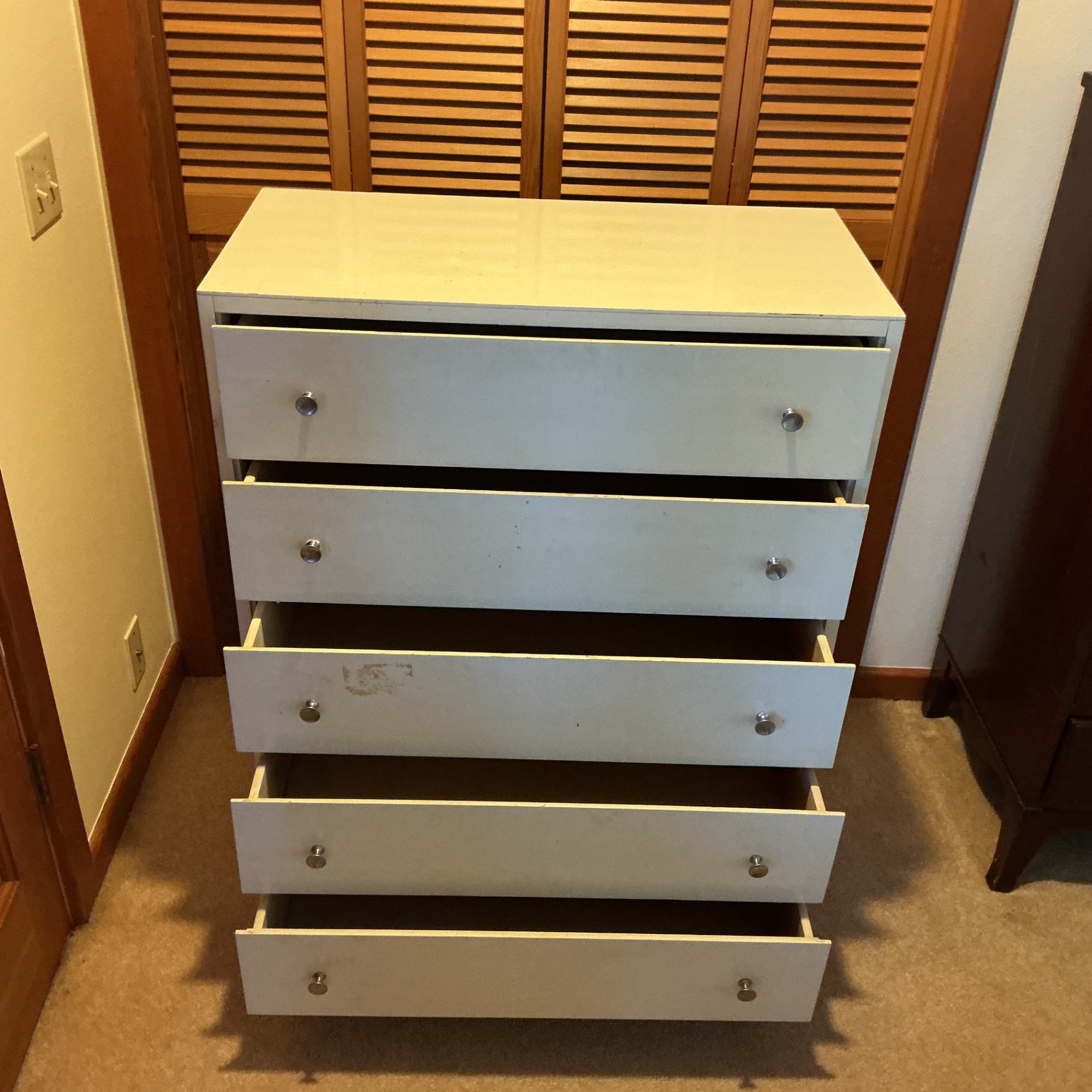 White chest of drawers - image 4 of 5