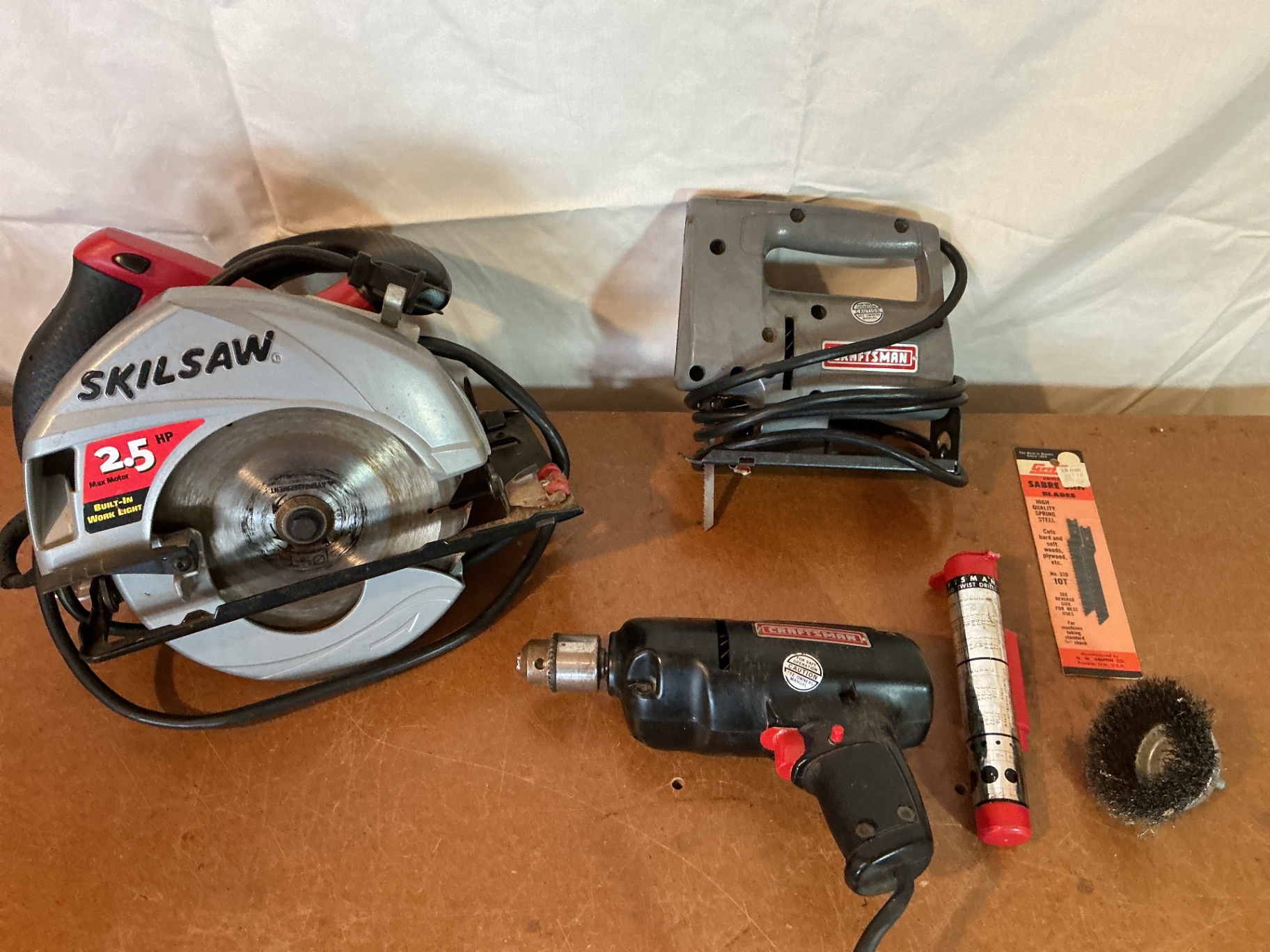 Power tools and accessories collection - image 1 of 8