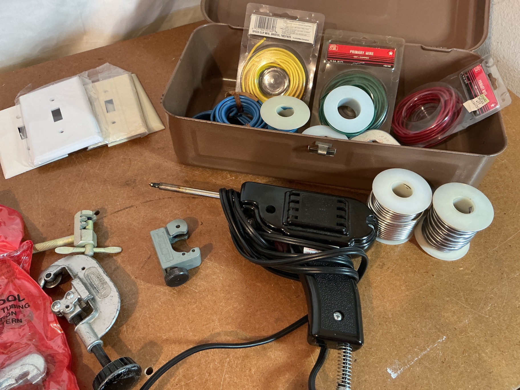 Electrical tools and components kit - image 4 of 6