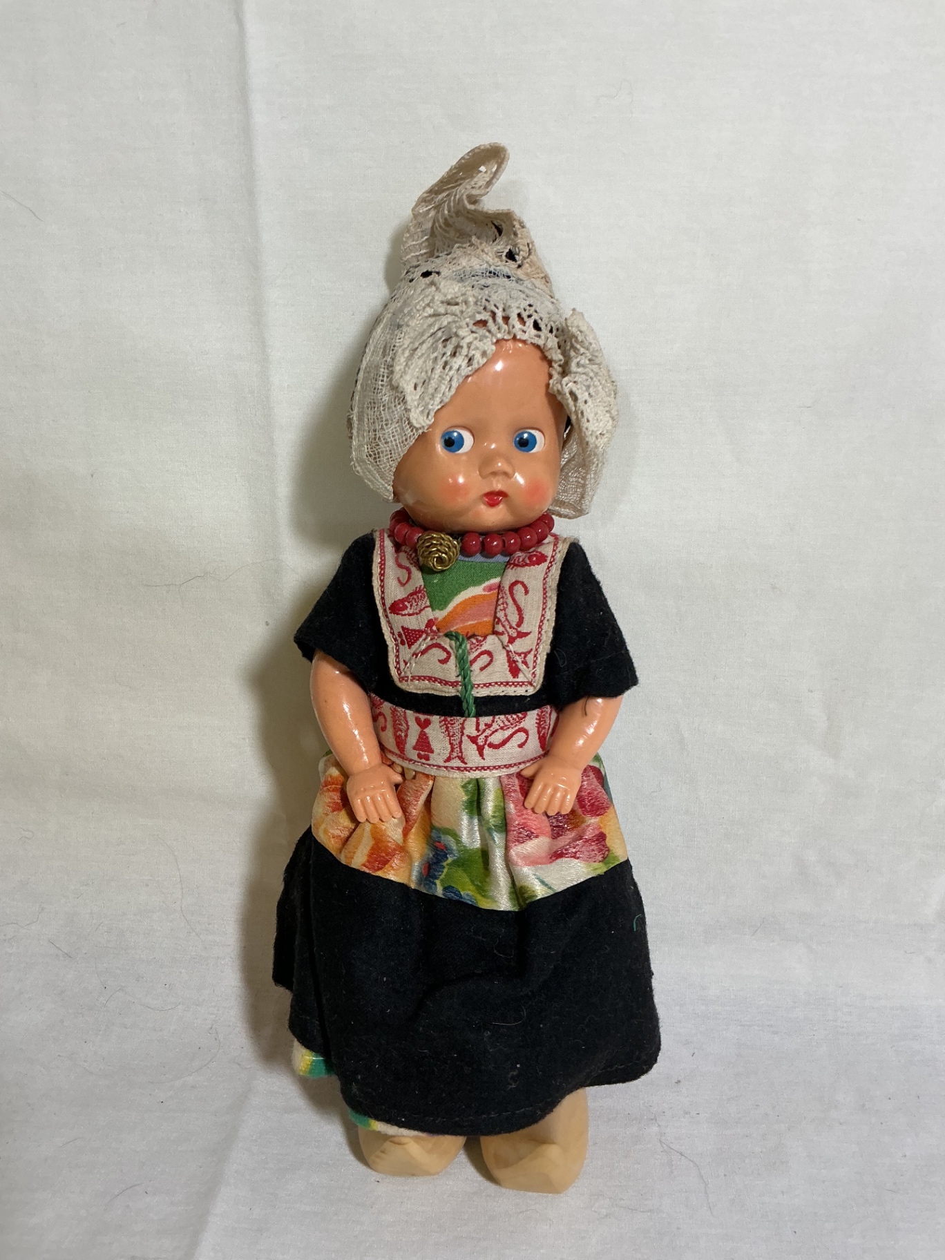Group of six fabric dolls in traditional folk costumes - image 3 of 13
