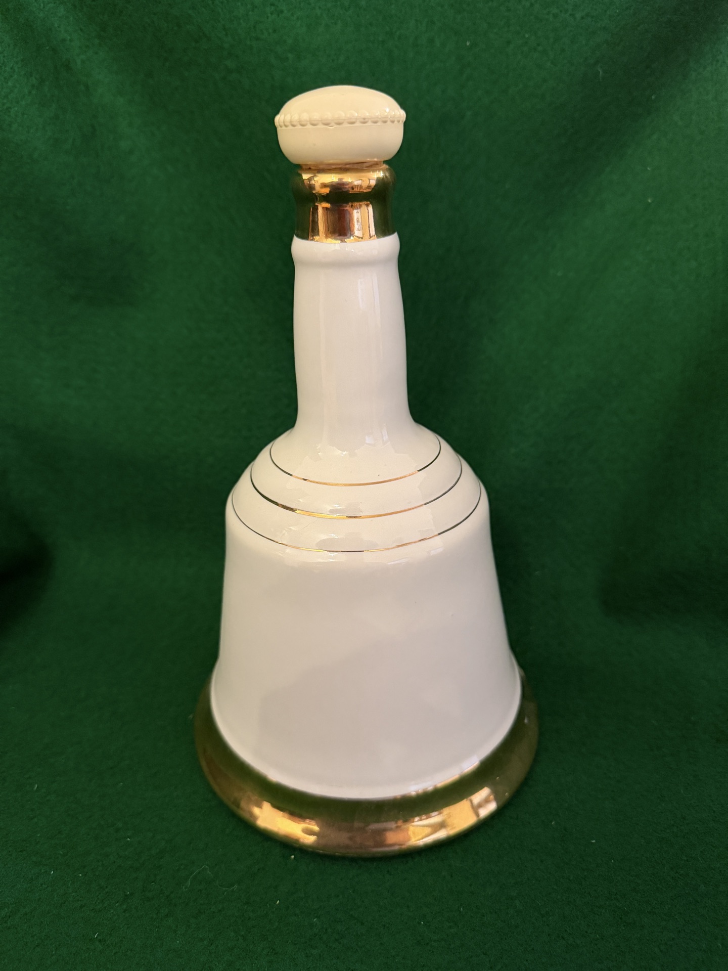 porcelain decanter-to commemorate the marriage of Prince Charles and Lady Diana Spencer - image 2 of 4