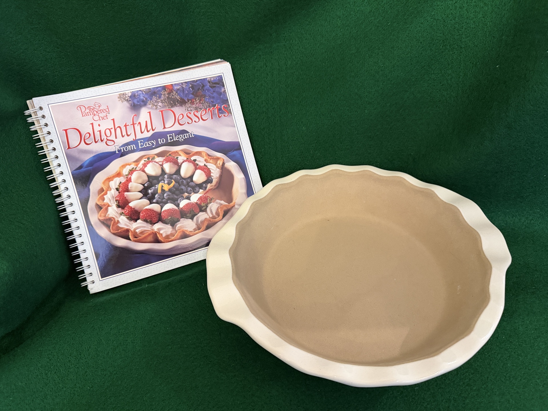 Pampered Chef Pie Plate And Cookbook - image 1 of 3