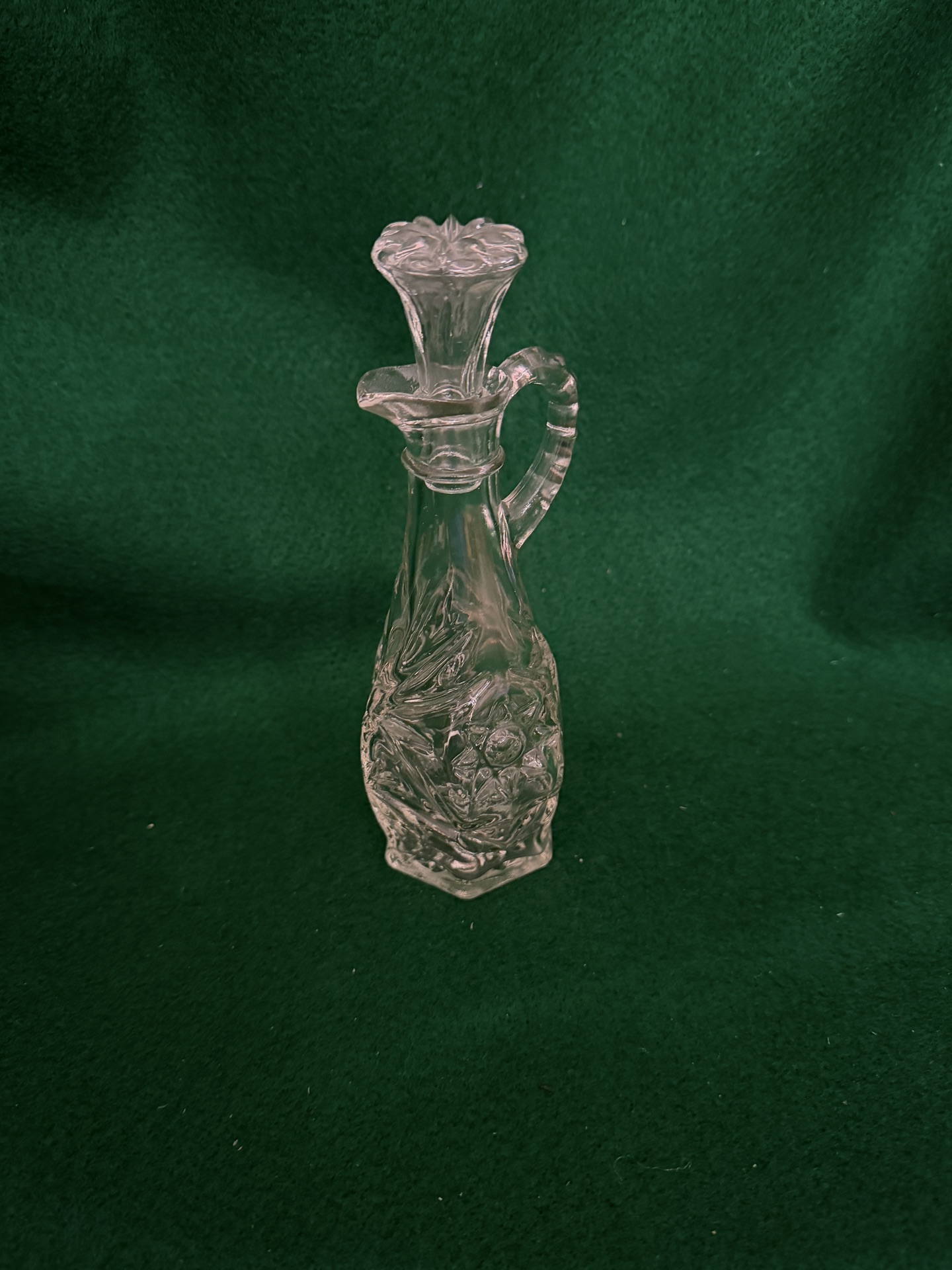 vintage Anchor Hocking  (EAPC) glass oil or vinegar cruet bottle - image 1 of 4