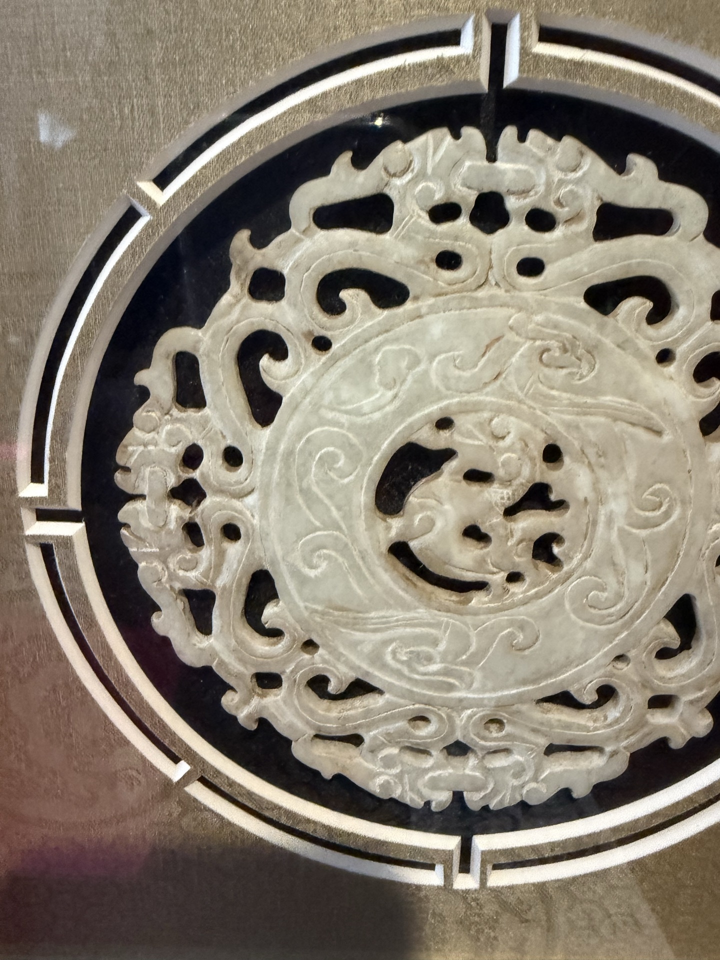 Jade in decorative metal wall frame set - image 2 of 6