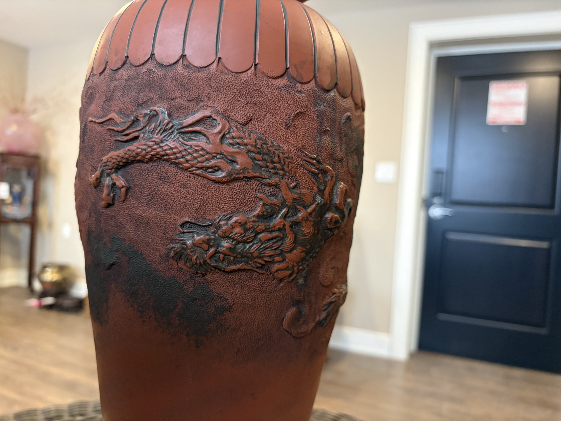 Terracotta vase with dragon relief on wooden stand - image 9 of 9