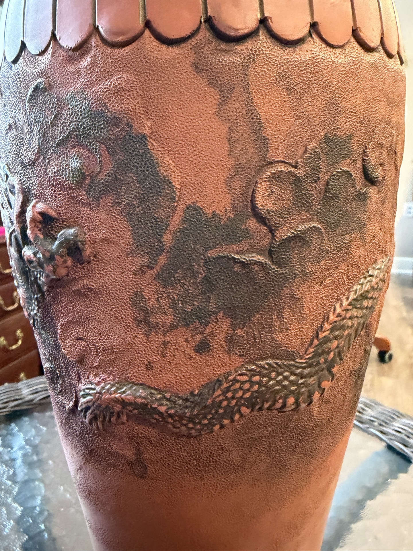 Terracotta vase with dragon relief on wooden stand - image 5 of 9