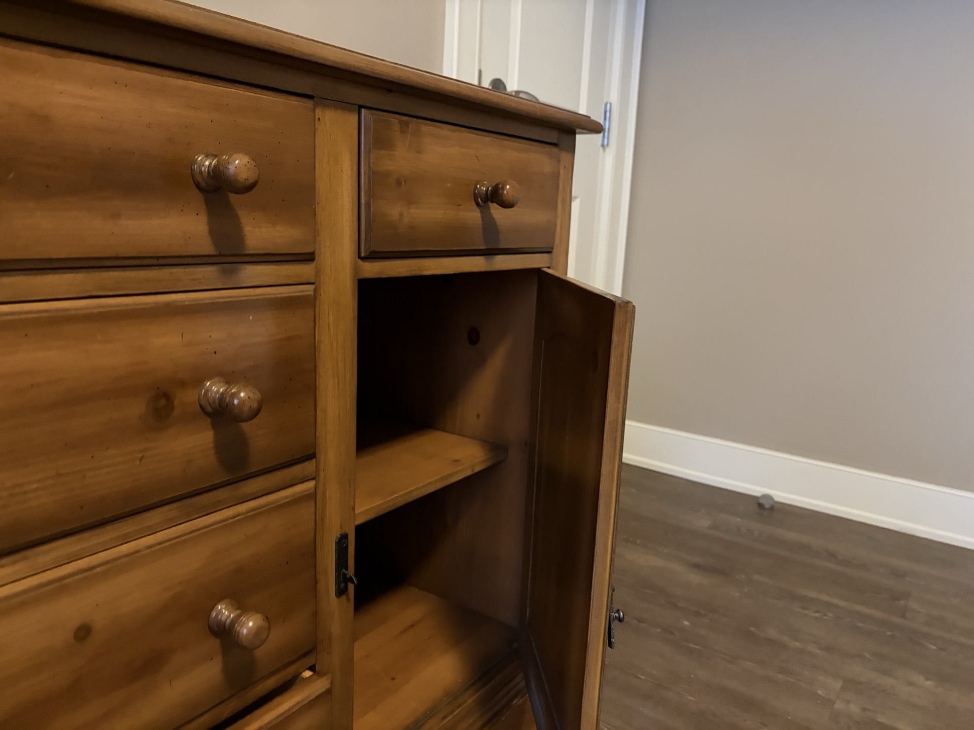 Solid wood sideboard with drawers and cabinet doors - image 7 of 7
