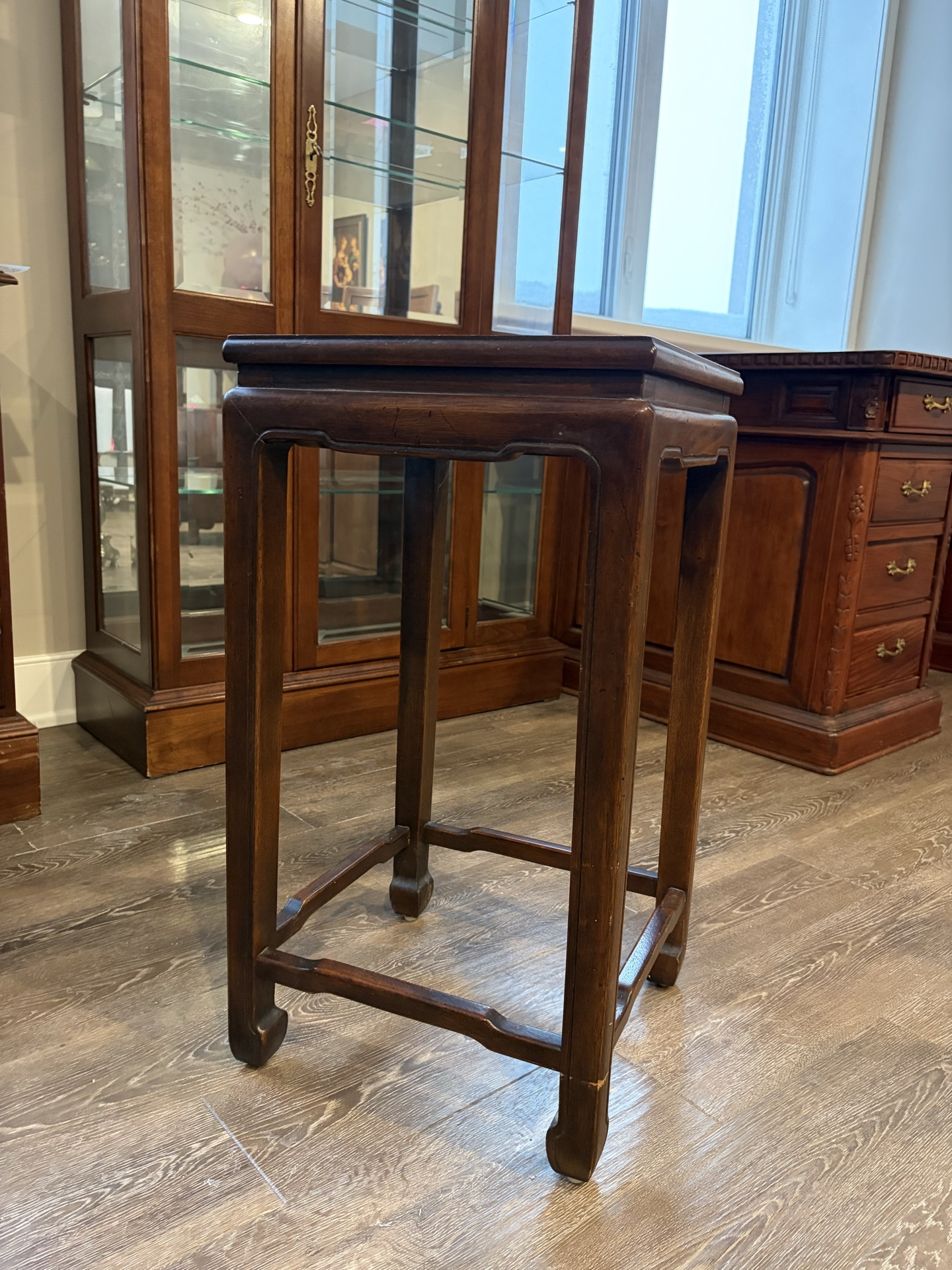 Dark wood square-top side table - image 7 of 7