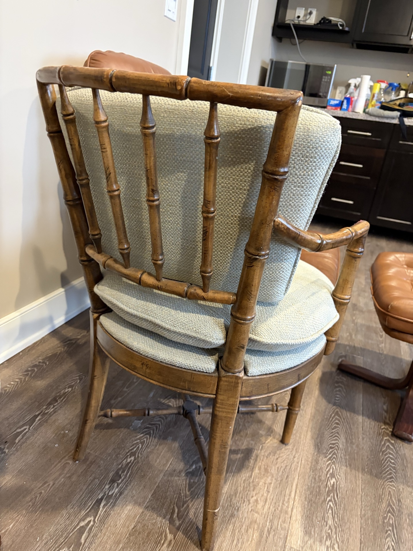 Pair of bamboo-frame chairs - image 8 of 8