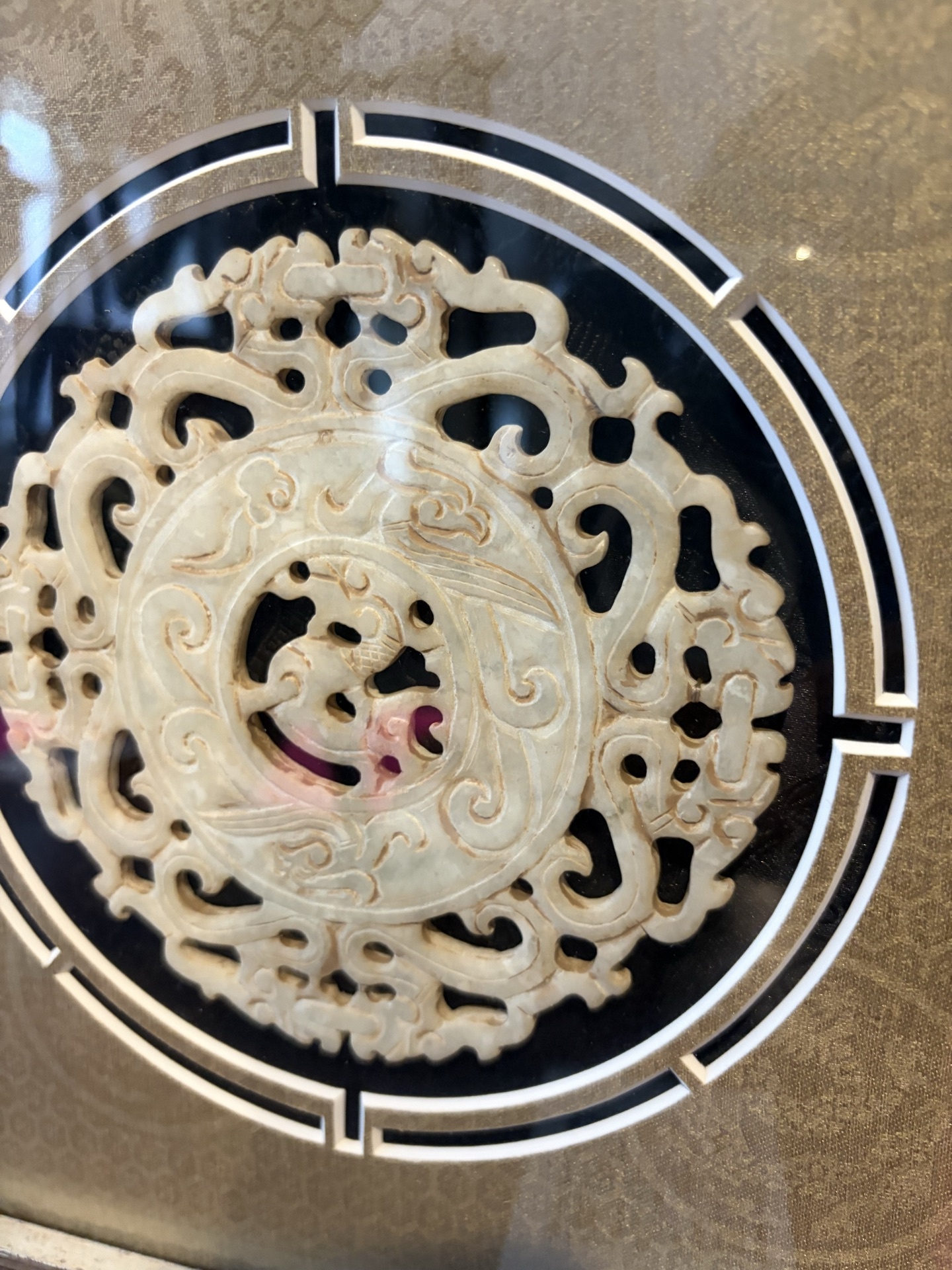 Jade in decorative metal wall frame set - image 2 of 6