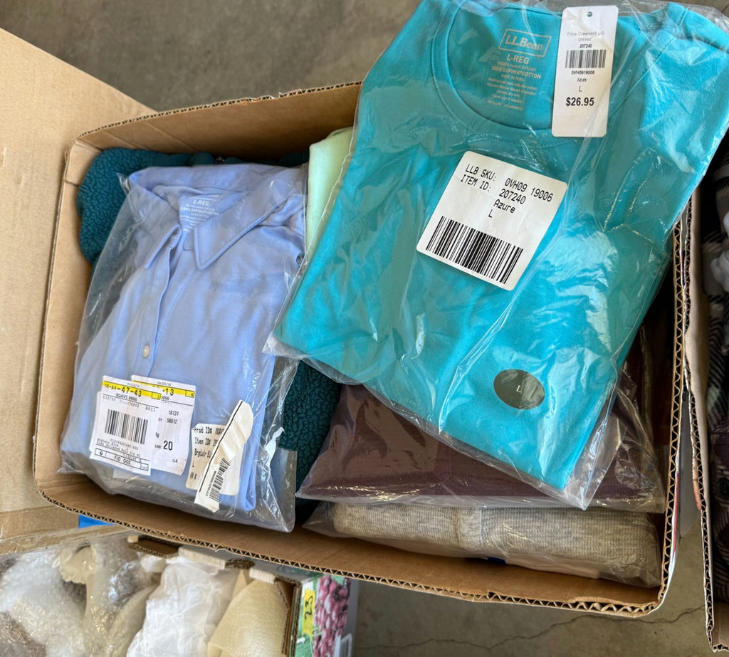 Assorted women's casual shirts, hoodies, and outerwear - image 8 of 8