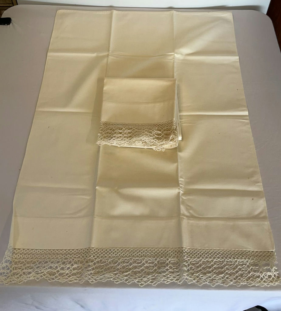 Vintage Linen Handwork - image 3 of 6