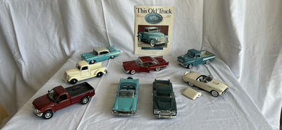 Collection of Vintage-Style Diecast car models - Image 1 of 12