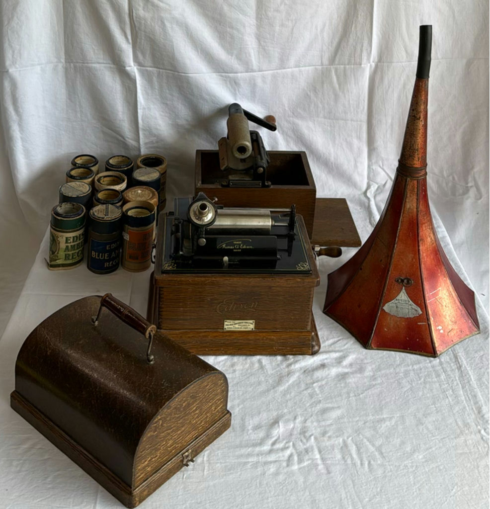 Antique Edison Fireside Phonograph Model A - image 2 of 10