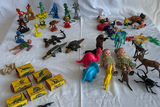 Small Vintage Toys and Collectibles - thumbnail 1 of 16
