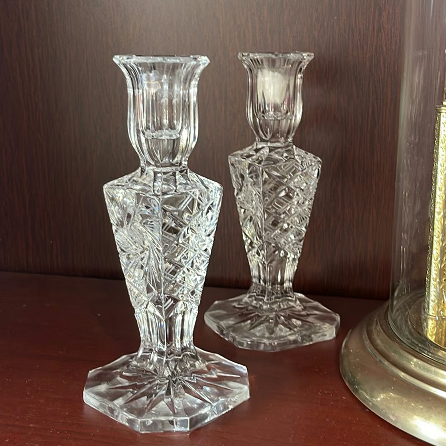Heirloom Mantle Clock, Crystal Candleholders, Vase - image 3 of 12