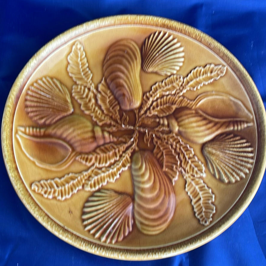 Shell Motif including Vintage Plate - image 9 of 11