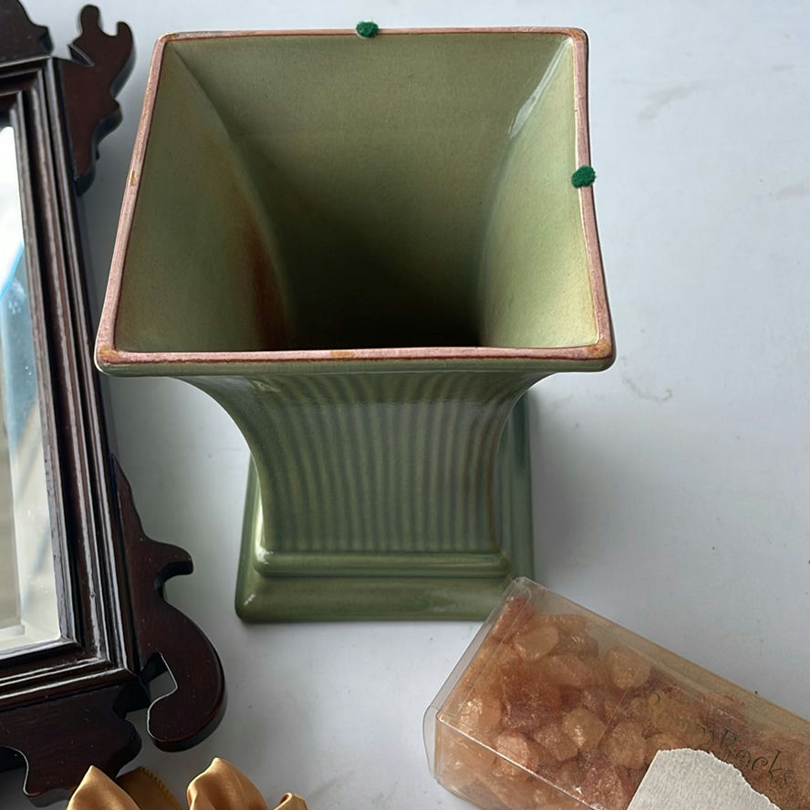 Vintage Mirrors, Barrettes and More - image 11 of 14