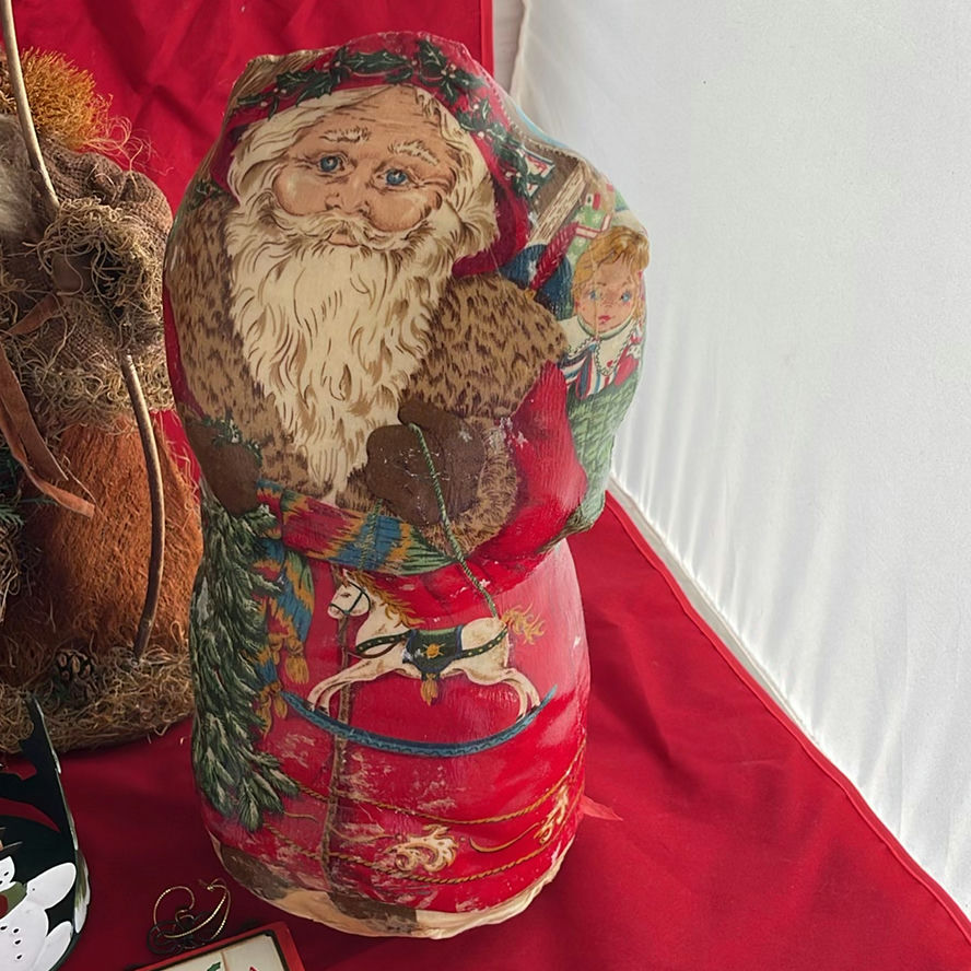 Santa Claus Decor - image 2 of 16