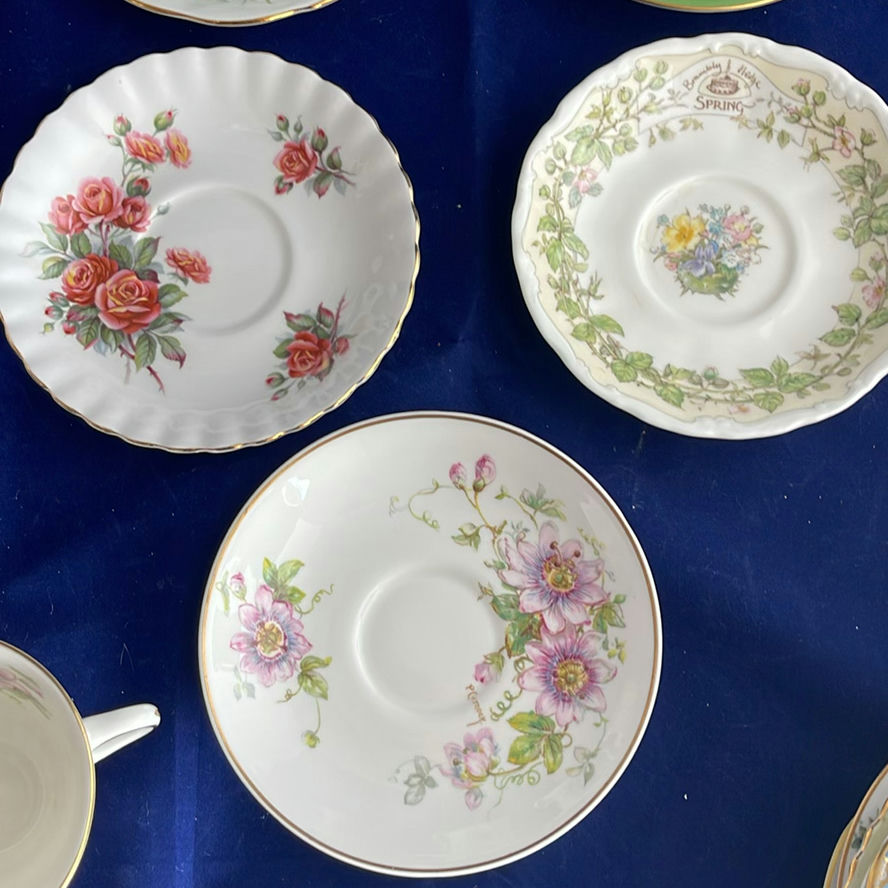 Royal Albert and Royal Doulton Cups and Saucers  - image 9 of 20