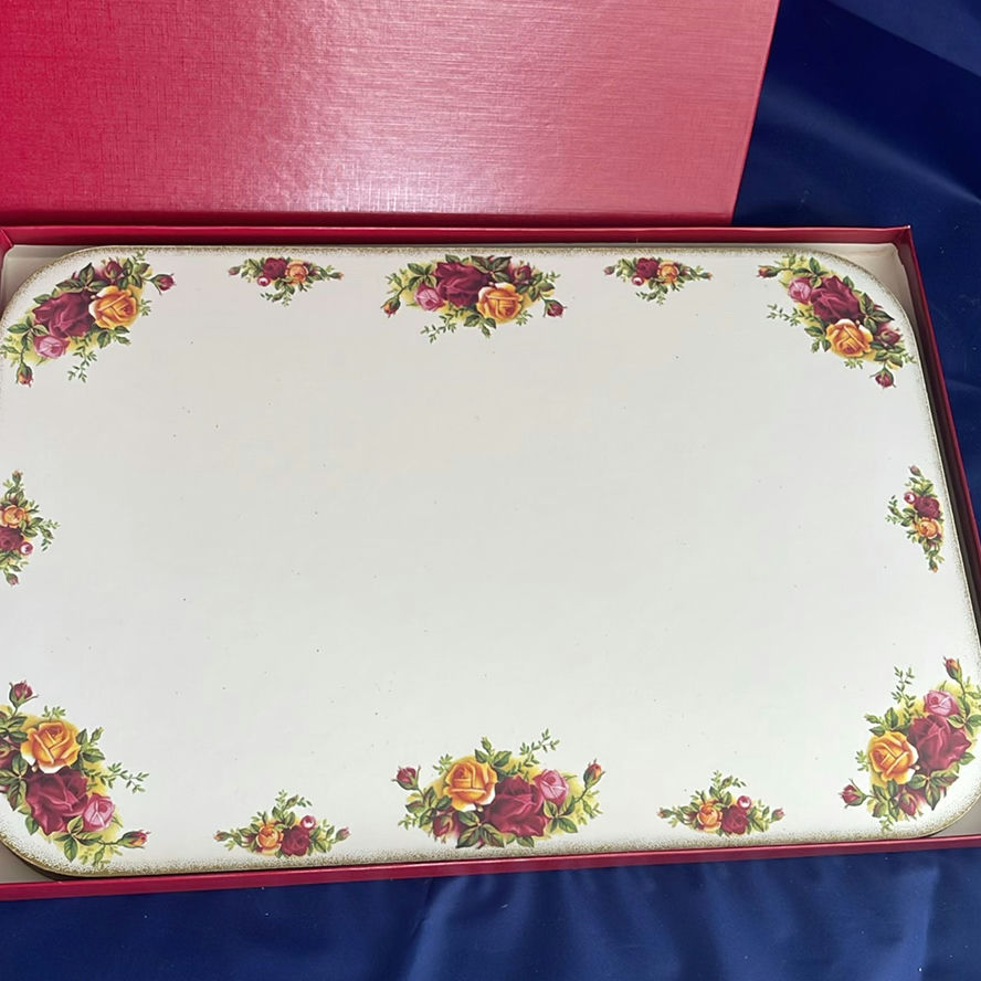Royal Albert Country Roses Placemats and Ornament - image 4 of 6