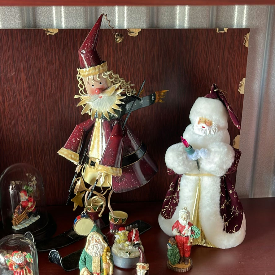 Santa Figures and Framed Art - image 7 of 12