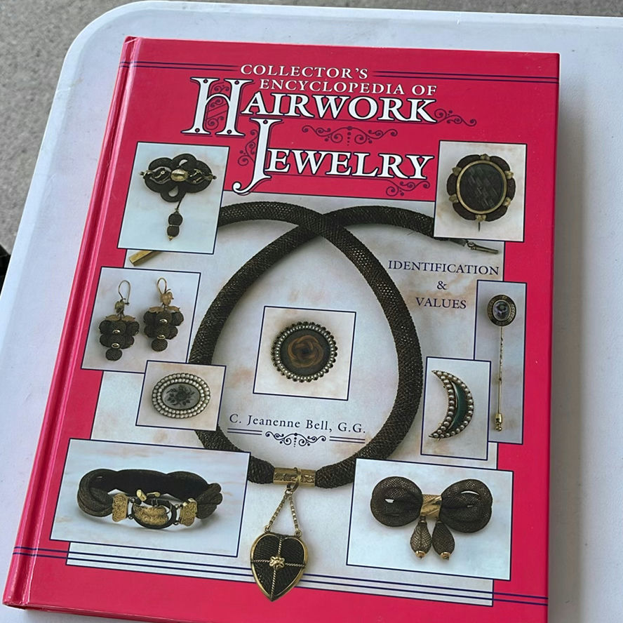 Books on Vintage Jewelry - image 6 of 8