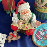 Decorative Santa Lot including Jim Shore Santa holding Boat - thumbnail 10 of 19