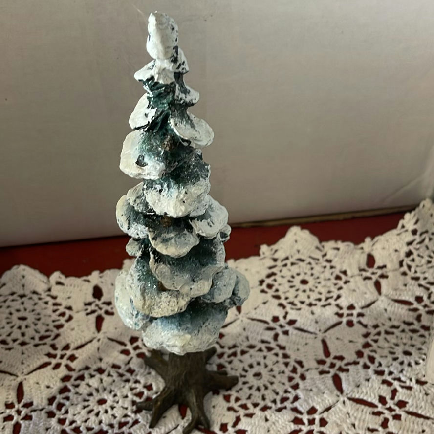 Dept 56 Irish All I Want and House and Evergreen Tree and Musical Wooden Box - image 5 of 15
