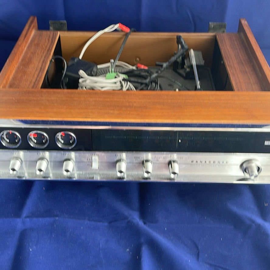 Panasonic Record Player/AM FM Radio, Speakers, Records - image 13 of 19