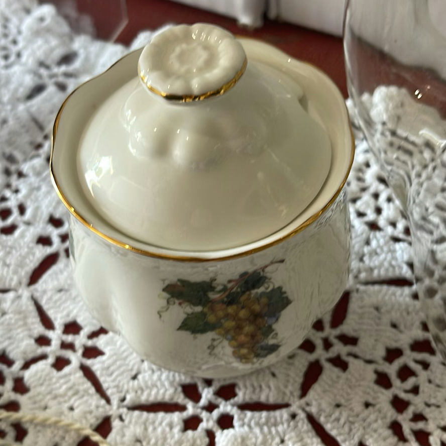 Cardew Teapot with 2 lids, Glass Teapot and More - image 18 of 20