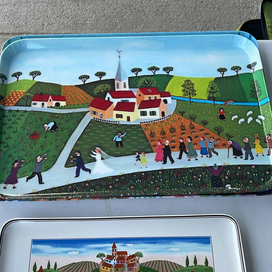 Villeroy & Boch Design Naif Porcelain Pieces and Melamine Trays - image 9 of 11