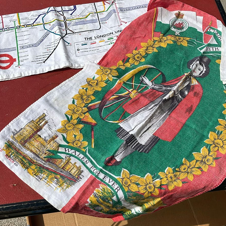 Vintage Tea Towels - image 14 of 15