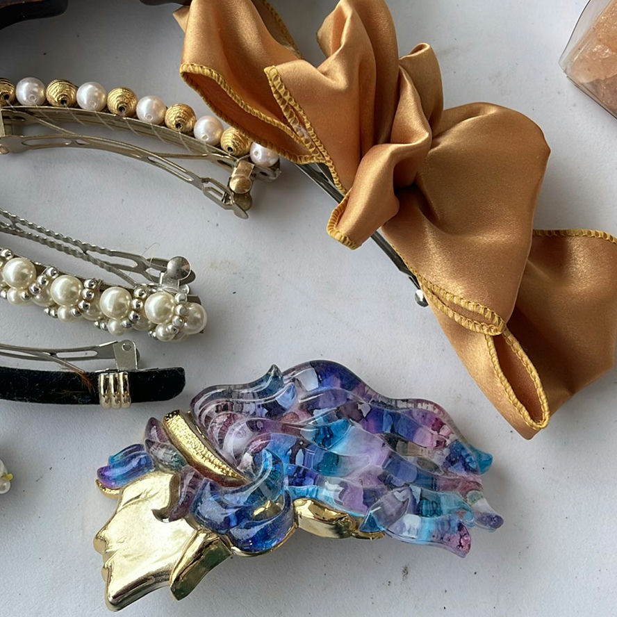 Vintage Mirrors, Barrettes and More - image 5 of 14