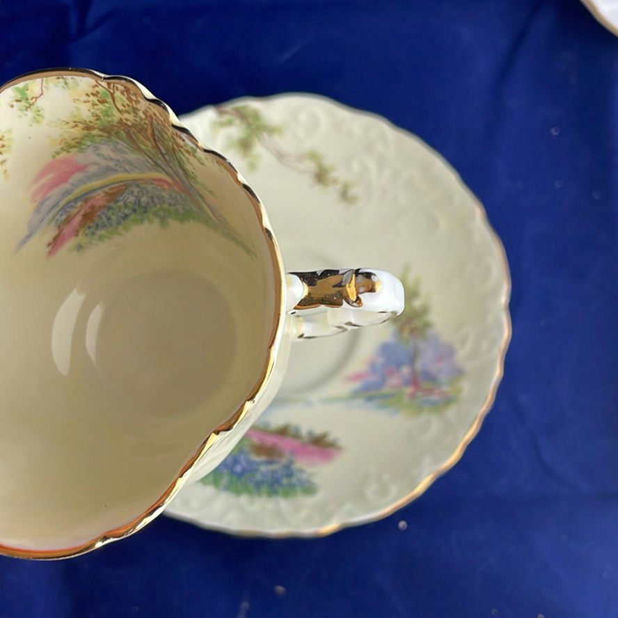 Antique and Vintage Teacups and Saucers - image 16 of 33