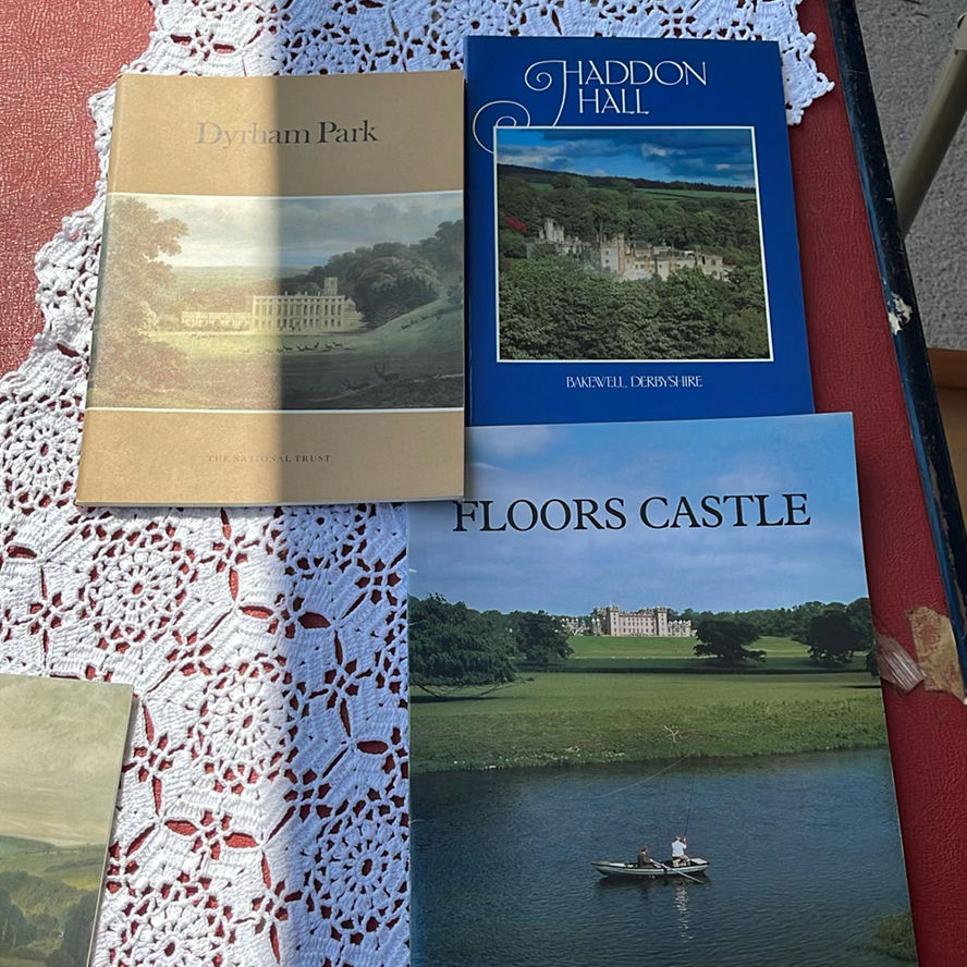 Books about Castles and Homes in the United Kingdom - image 11 of 13